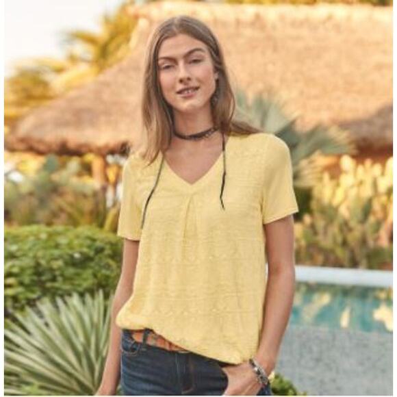 Sundance Easy V Neck Yellow Embordered Top Tee Size Small Pleated Western Pleat - Picture 2 of 8